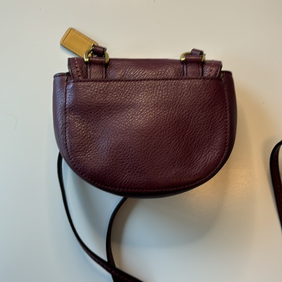 Coach | Park Mini Turnlock Flap in Burgundy - Picture 4 of 5
